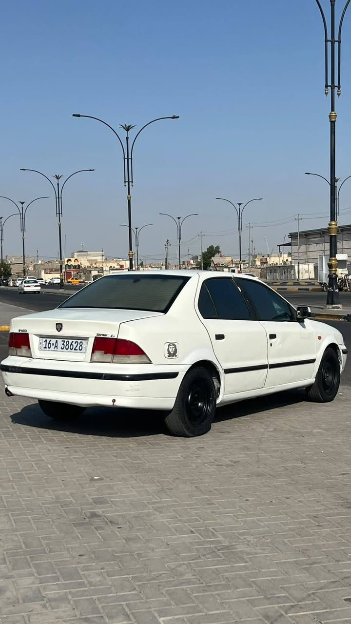 السلام عليكم سمند موديل ٢٠٠٩ 
مكينه كارتون 
حداده جديده
تبريد ثلج 
طخم تاير السياره كفاله 
السعر ٣٥ وبيها مجال 
***********

