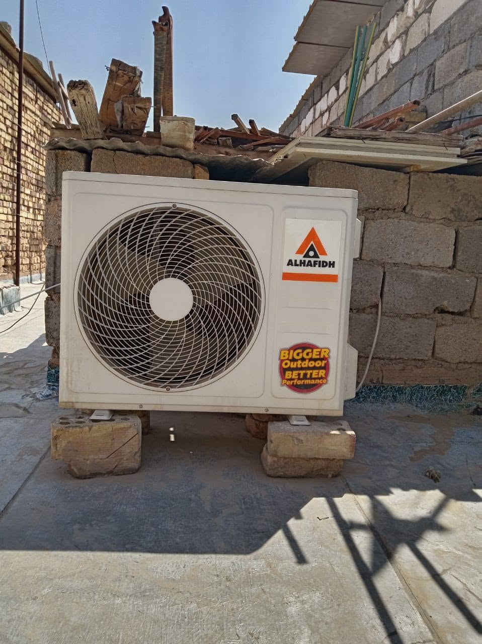 سبلت للبيع ماعرف شنو نوعيته شغال شرط الشغل كربلاء حي العسكري قطاع ١٦ نظيف ***********
