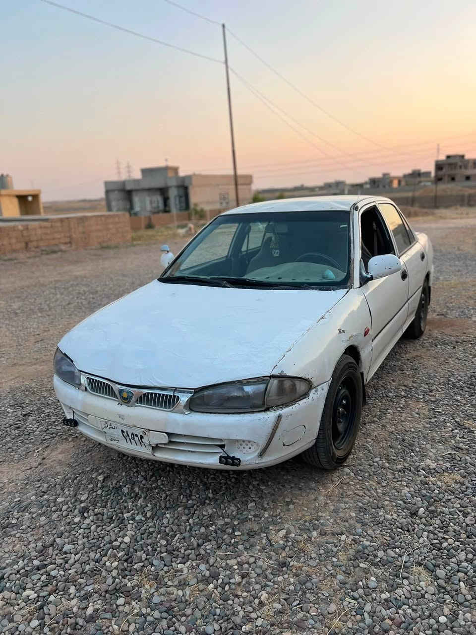 السلام عليكم 
بروتون للبيع موديل 2002 سياره حلوه ونضيفه داخلها جديد دوشمه طخم تواير جديد محركها شرط السعر 17 ورقه وبيها مجال شي قليل ***********
