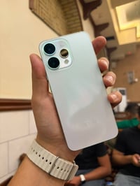 اوبو رينو ١٥ • ٥١٢ • مستعمل نظيف