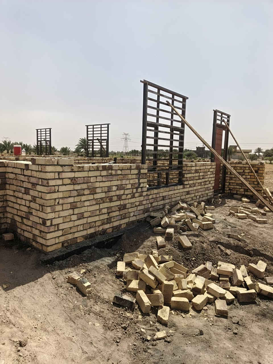 خلفه بناء متفرق حاليآ
شغل درجه اولى وزن مضبوط
استلام مهندس وأنسب الاسعار 
‏‪***********‬‏ واتساب
