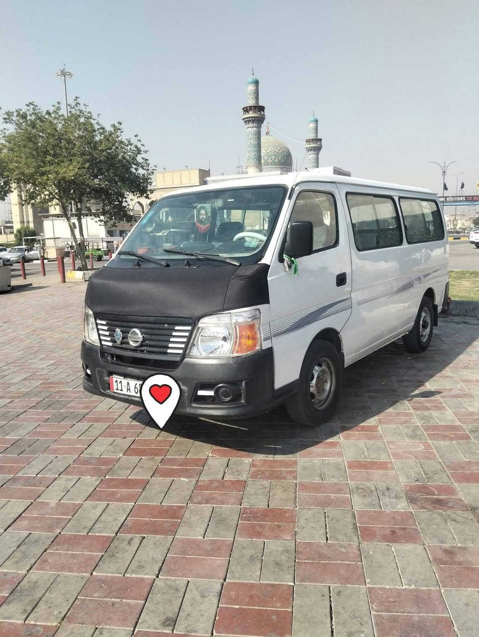 سلام عليكم نيسان يرفوان للبيع سياره جاهزة مكينه بلاديه خير من الله كير اكسن كفالة حداديه جديده دسكات بنزات دبلات كله جديد دوشمه عام جديده مازدات جدد بك لايت منضومه زنون سياره جاهزة مال جناي كبل لشارع + مصفر هية غرمات سنويه لل 31 بسمي مداور ثاني يوم مكاني نجف ما متواجد على فيس ***********
