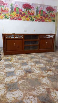 بوفيه • نضيفه • رمادي شارع 60