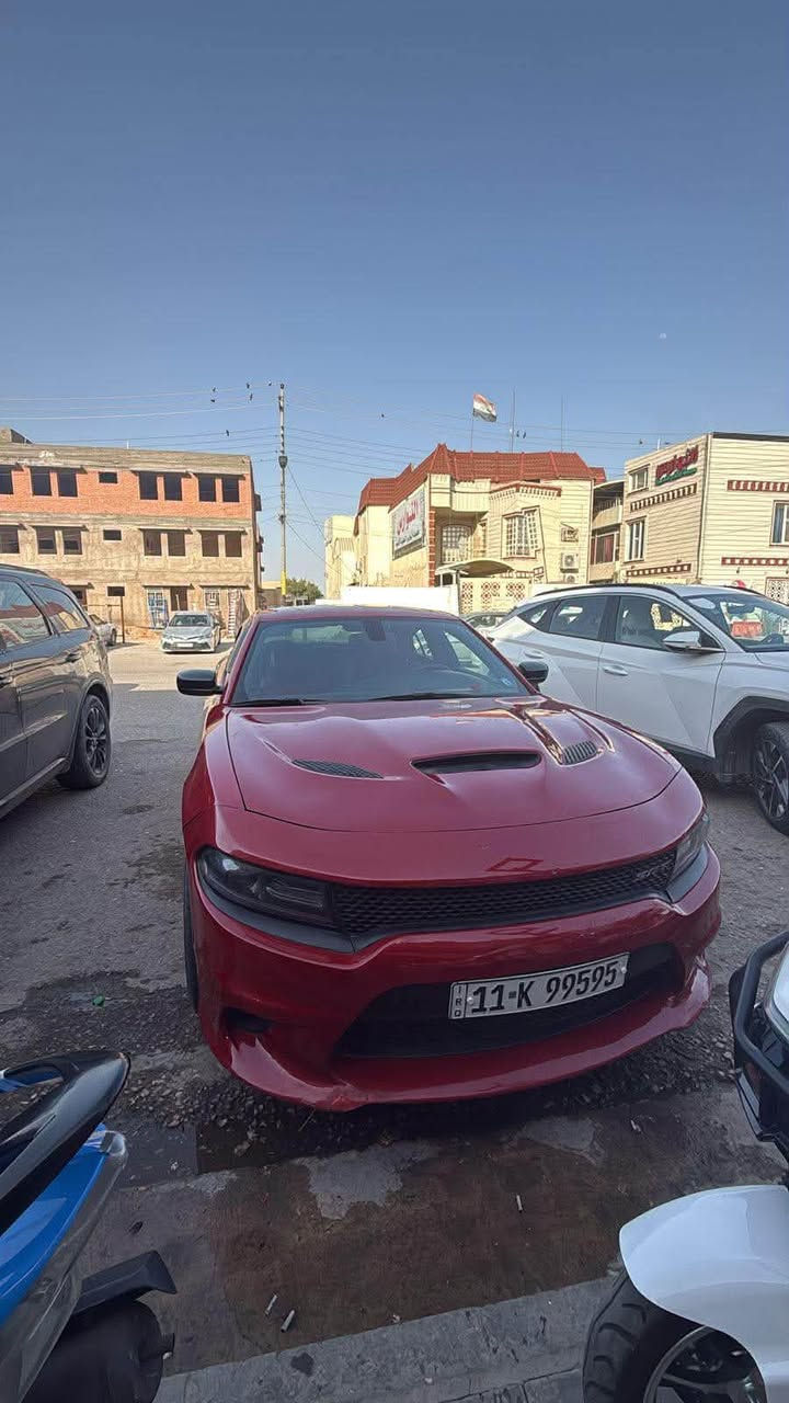 السلام عليكم 
جارجر 2017 اصل 
رقم بغداد 
Sxt
3600
توويل 
رقم بغداد سنويه وهزه وارقام جدد 
مكينه جديده البارحه شادها 
ادامه كامله عليها بلكات ومنظومه مي كله جديد 
ضررها صفحه وبنيد والسونار موجود بالصور 
عوزها تبريد فقط 
السعر 158 وبيها مجال بسيط 
مكان السياره النجف الأشرف 
***********
