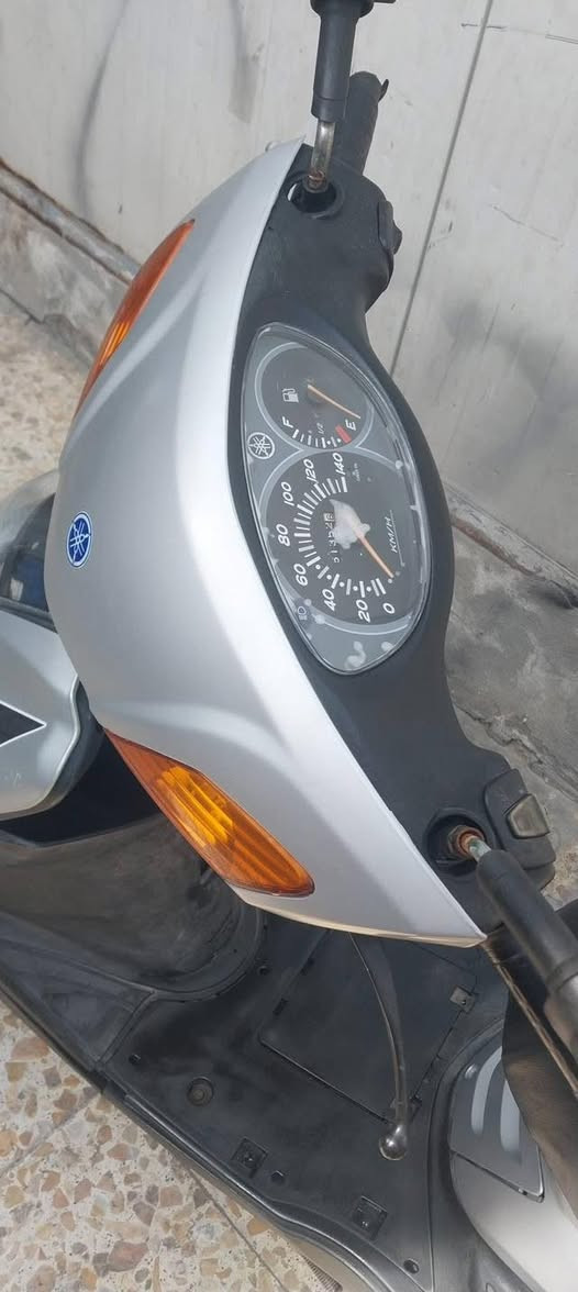 يالله للبيع بريز يباني جديده ماشيه ٦ مختمه سعر ٥٥٠ مكان بغداد بلديات مكينه مكفوله شلعه معدل أوراق كامله كله بلاد نتصل *********** خاص ماكو
