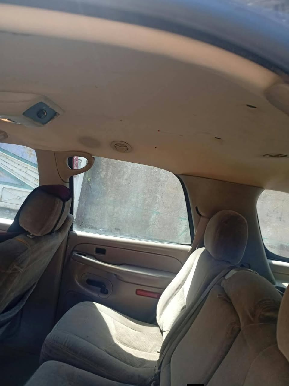 تاهووا لبيع موديل 2005مال مازاد كامله معاملته ومدفوع الكمرك بس باقي على تخصيص لرقم ورقمه ديالى اكسل جديد مكينه ٥٣٠٠كير اتوماتيك حجم ٧٠٠جديد تخم تاير جديد تبريد شغال نقصه فقط اليدات اماميه فقط سيارة كامله جاهزة مكينه لاصرف ولاتبخير السعر ب95 ورقه ***********مكان سياره ديالى ناحية بهرز بيع او مراوس بسياره حسب قناعه وشكرآ
