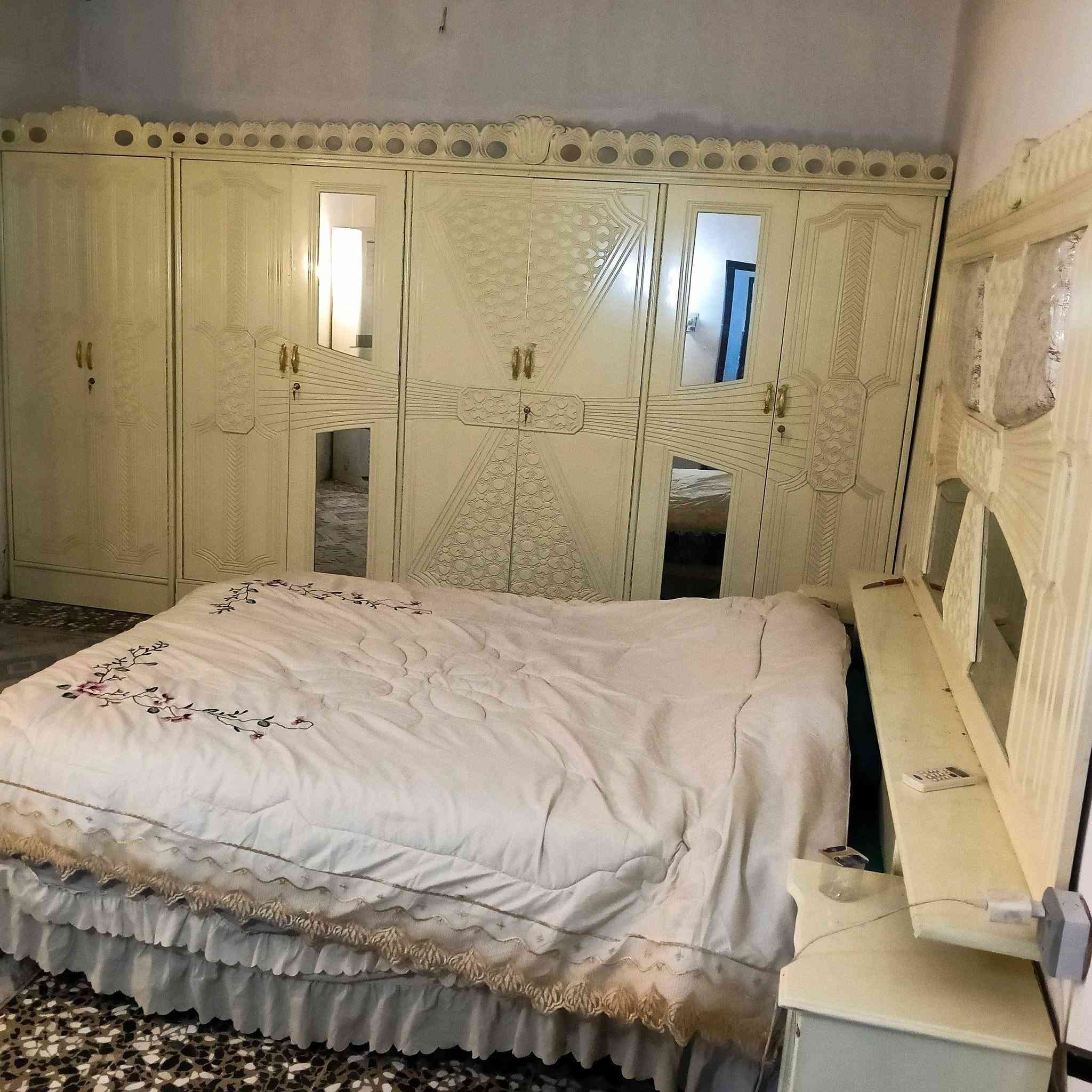غرفة نوم • جديدة ٣ أشهر • بغداد المحموديه