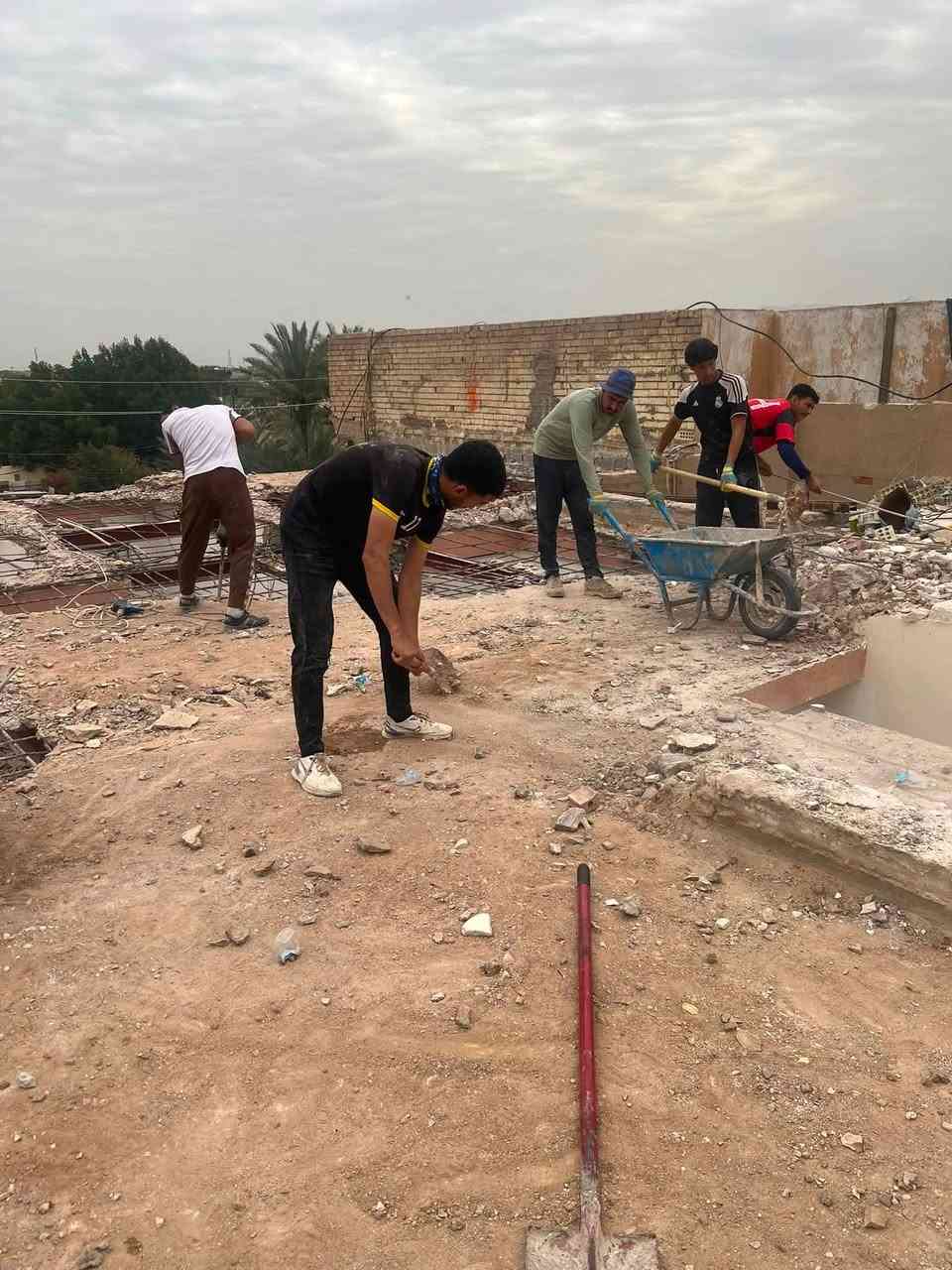 🏠تفليش وترميم وبناءالمنازل * بأعلى درجات الأمان والدقة: في كافه انحاء النجف الاشرف للاستفسار ***********

*​سرعة في التنفيذ: إنجاز العمل ضمن الوقت المتفق عليه دون تأخير.

🏗​معدات وكادر متخصص: استخدام أدوات حديثة لضمان سلامة المباني المجاورة.

​تنظيف ونقل الانقاض: تسليم الموقع نظيفاً وجاهزاً للبناء 💯
