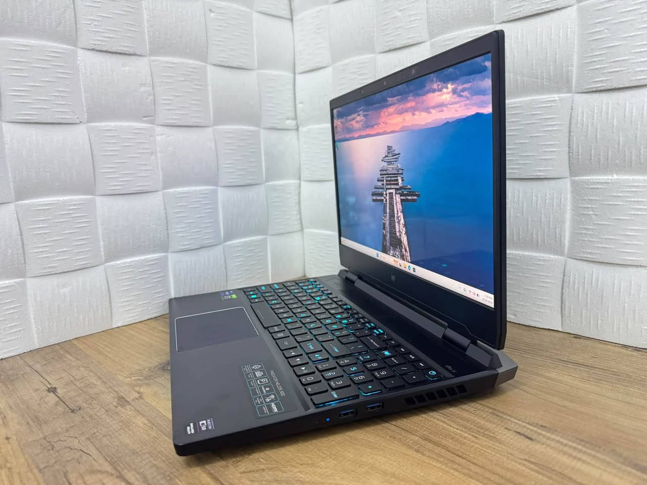 Acer Predator Helios 300
Spatiallabs edition
المعالج
Intel Core i9-12900H
الرام
32GB DDR5
التخزين
2TB NVMe M.2  1TB+1TB
كارت الشاشة
NVIDIA RTX 3080 - 8GB- 150W
الشاشة
15.6  4K  تدعم تقنية العرض ثلاثي الابعاد

 للاستفسار : ***********

