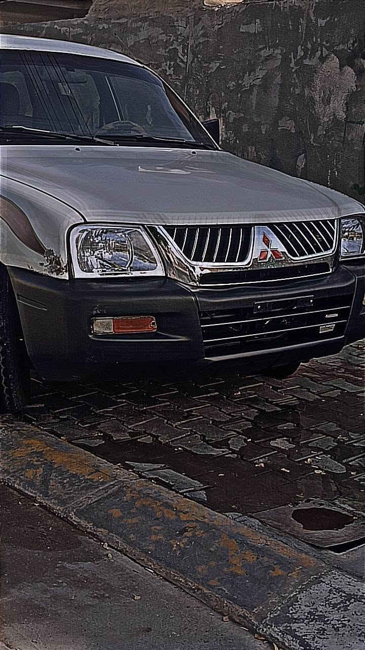 سلام عليكم
سياره مزاد 2004 السعر 43 بي مجال رقم تليفون. ***********
