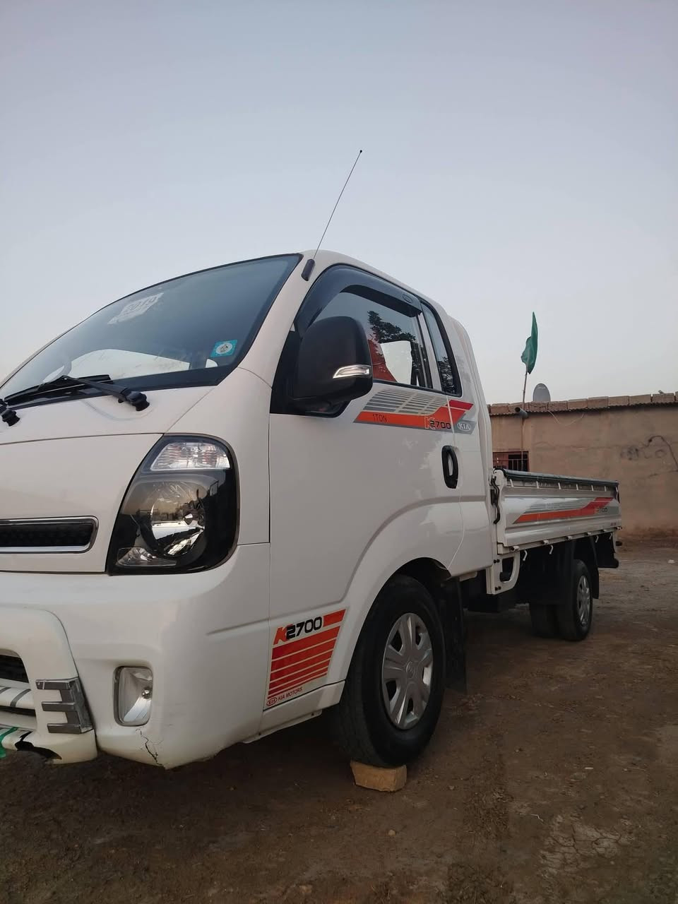 سلام عليكم كيه حمل 19 سعر ١٢٢ و بيه مجال لشراي ***********
