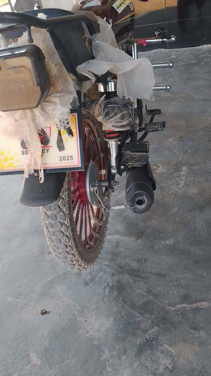السلام عليكم مكلف ب النشر
موطور للبيع موديل 25كلو شركه 

كهربائيات فول 

السعر 775

الاستفسار على الرقم ‏‪***********‬‏
