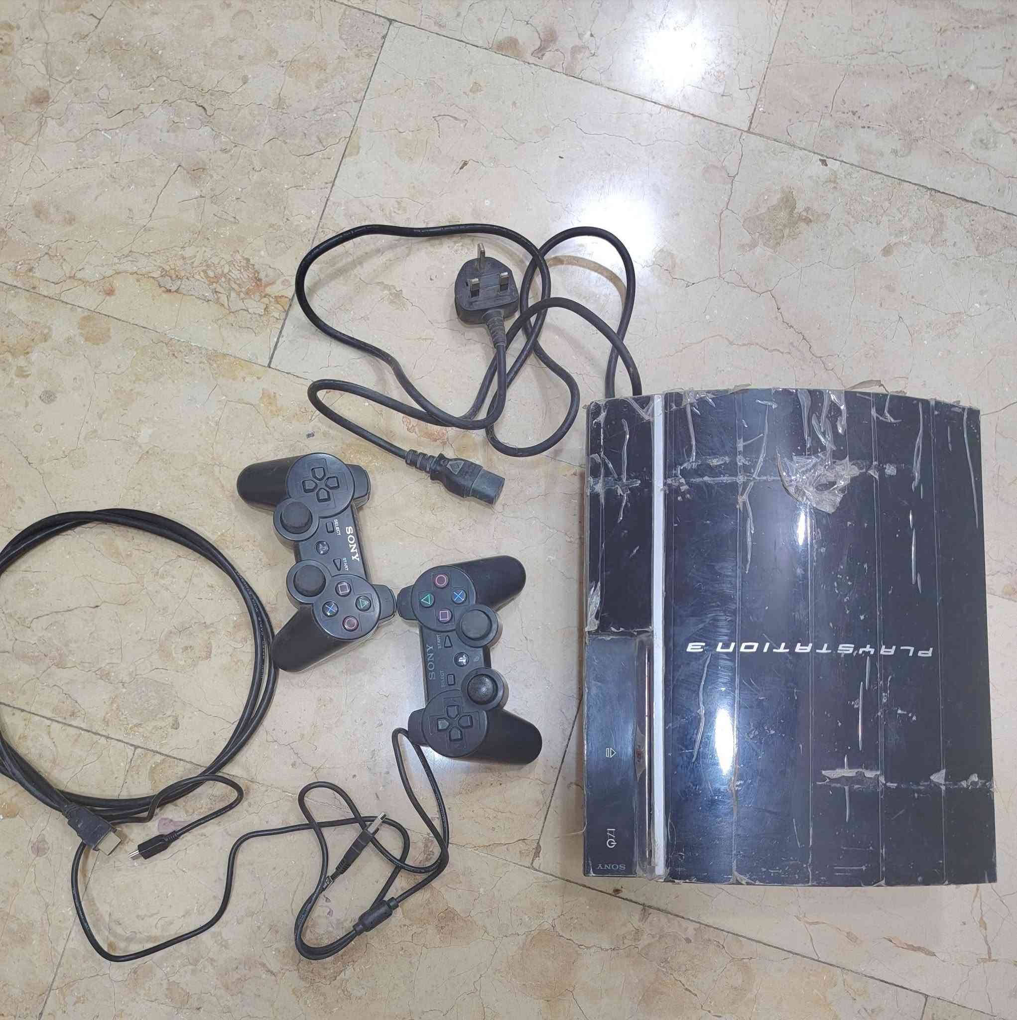 السلام عليكم شباب بلي 3  شغال بي خلل بسيط يشتغل لاكن الصوره بلشاشه مال التلفزيون تقطع ومرات متطلع الصوره ملحقاته كامله اصليات أخذته للمصلح كال كارت تصليحه ٣٠ الف اني عفته شباب للبيع
للبيع قيم وخذ شكد تقيمه أخذه لاكن بأنصاف وشكرا مكاني مدينه الصدر *********** بي واتساب ايضا

