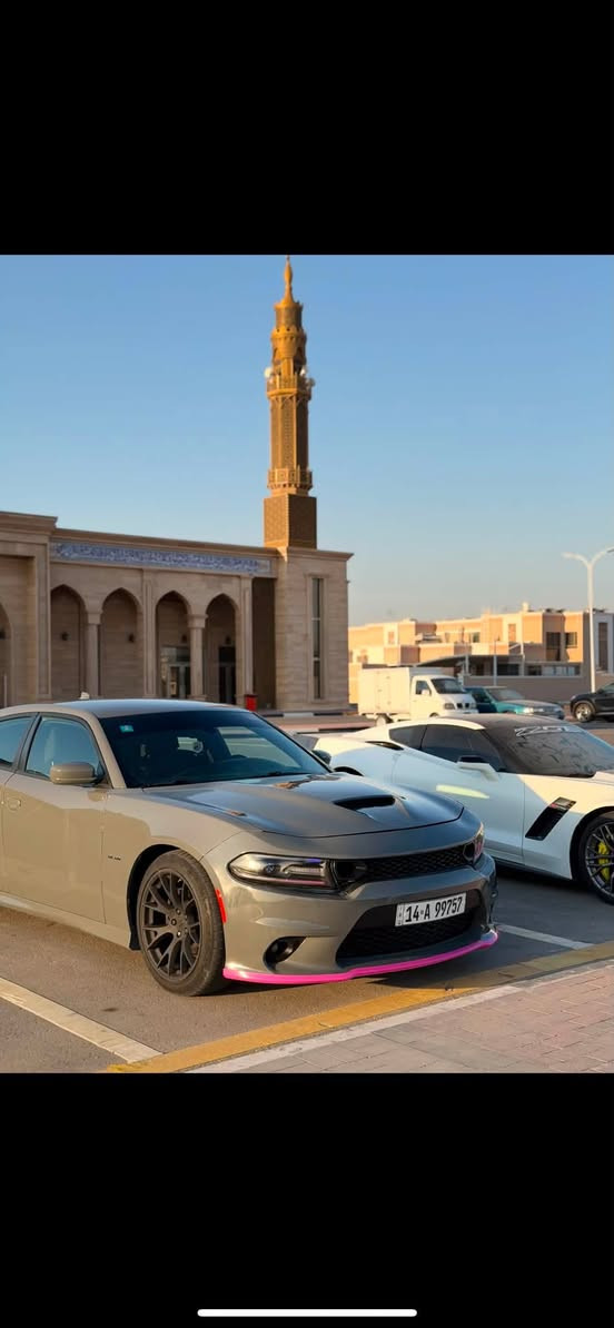🔥 للبيع جارجر RT موديل 2017 🔥
🚘 جارجر RT موديل 2017
🎨 أصل لون سمنتي مميز
🔥 مكينة 5.7 HEMI
📍 رقم بصرة الجديد
فول مواصفات ماعدا الفتحةا
🛣️ ماشية 141 ألف كيلو
راديتر تبريد جديد بس الكمبريسر وكف عندي 
📺 شاشة
🔥 العيّنة محدثة، من تشغل السيارة تطلع علامة SRT Hellcat

السيارة مبدل بيها بطل 
الحادث جاملغ وبنيد، نفسهن معدلات ومصبوغات، وباب السايق مصبوغ.

🛞 تخم تاير جديد
🔥 ويل مميز
🔧 حدادية نص عمر

📋 راسلني وأدزلك سونار كامل للسيارة، وبعدها إلك الحق تاخذها وتفحصها بأي مكان تريد، والبيعة على بينة.

📍 المكان: البصرة
💰 السعر: 170 ورقة، وبيها مجال للشراي 

📩 مراسلة خاص :***********
