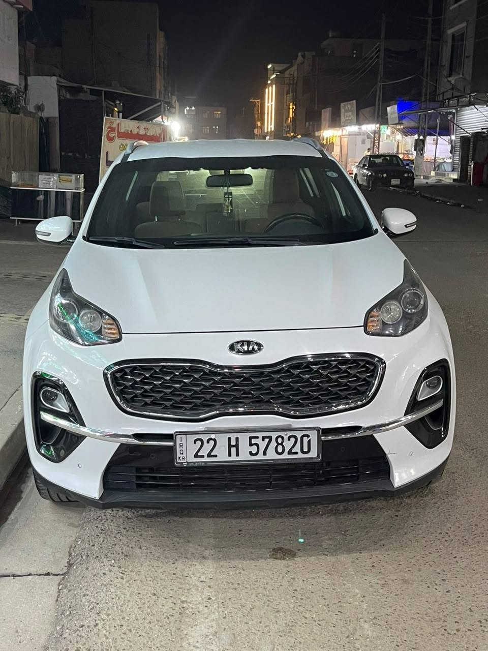 سبورتج 2020 خليجي 
مكفولة من الصبغ والتبديل والبارد 
باسمي تحويل ثاني يوم 
مواصفات 
محرك 2000 دوش 
مري كهرباء 
اشاير بلمري 
مودات تحكم 
شاشة كيا بلادي 
داخل صحراوي 
كامرة حساس امامي خلفي 
تبريد قطعتين 
ماشية 113 الف كيلو 

كاملة من كلشي مابيهة اي نقص 
سعر 188 ورقة ومجال بسيط 

مكان بغداد الدورة 
*********** بي واتساب
