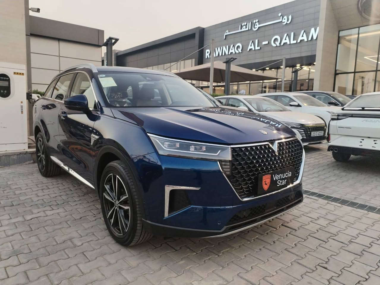 السلام عليكم من رخصه الادمن //سياره شينون تجميع صيني كل ادواته تيوتا الماني السيارة فول لمتدد عابرة الواحد على واحد 
1️⃣ حساسات فول امامي خلفي 
ضمان 5 سنوات شركه 
ماشيه 18 
كامرات 360 
نقاط عمياء 
داته شو 
كشنات تدفى تبريد 
مغلفه بي بي اف 
كامره محيطيه
تسجيل كمرات دخل وخارج 
شاشة داتشو 
شاشة وصدية حجم 25 انج 
شاشة خلفية تحكم 
سقف بنرامة 
اشرة ترحيب معة عدسات معة لدات 
جنطة كهرباية 
جام تمتيك 
تبريد نفرتر 
مانع النزلاق 
حجي موصفات بعد كلش هواي 
مكينة تيربو كير اسيفيتي 7 نمر كهرباء كشنات مساج كشنات خزن  شاشه العاب رقم الهاتف *********** بغداد, العراق

