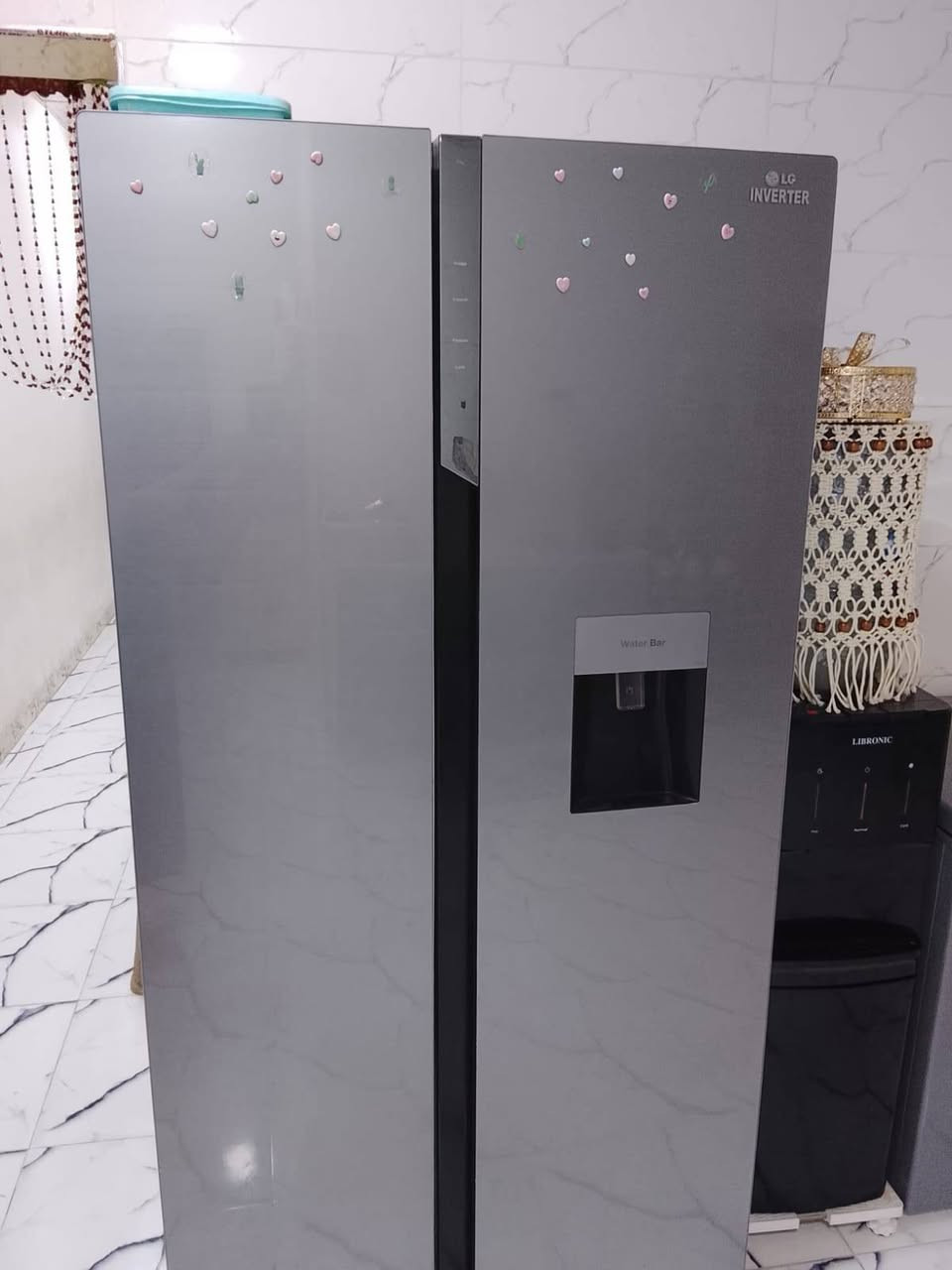 سلام عليكم ثلاجه للبيع
شركه LG نضام INVERTER(انفيرتر) 
اي عيب مابي سعر 575وبيها مجال 
عنوان كركوك ***********
