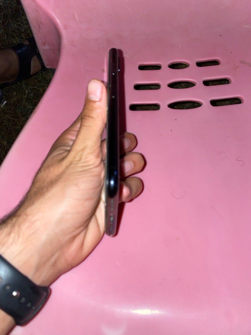 Xs max 
ذاكرة 256  بطارية 77 كلشي ما مبدل بية جهاز نضيف 
سعر 250 وبيه مجال  
أو مرواس ب 11 برو ماكس 
للتواصل : ***********