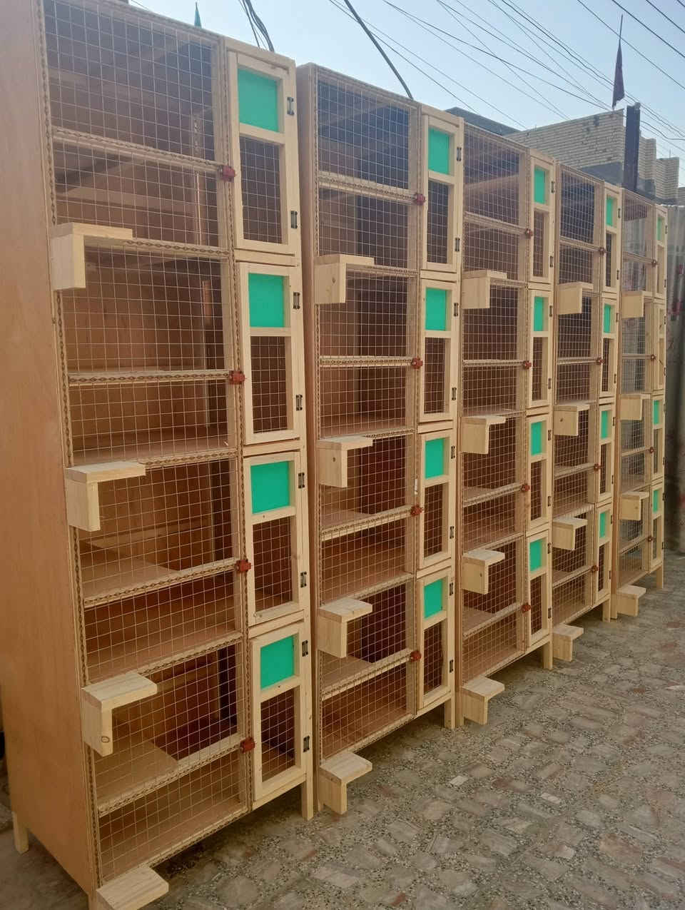 شغل جديد
 خانات وجه 70 نزال 50 ارتفاع 45. سعر الوكر 4خانات (45 )الف  بغداد الرشاد قرب فلكة حجي مهدي الكناني ***********بي واتساب
