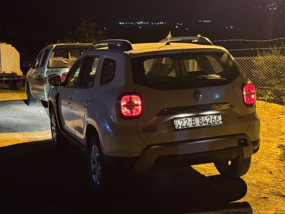 Rino duster
2019
100km✅
بێ بۆیاخ سه‌یاره‌كه‌ زۆر زۆر جوانه‌ 
ده‌بڵ ئه‌كسل مه‌كینه‌ ٢٠ 
تحدید سرعه‌ 
تحكوماتی سه‌ر سوكان 
گێڕی ئۆتۆماتیك عادی
چوارجام كاره‌با
چوارتایه‌ تازه‌
سه‌نه‌وی تازه‌یه‌ به‌ ناوی خۆمانه‌وه‌یه‌
ته‌بریت ساردوو گه‌رم مه‌زبوت 
یه‌ك دینار مه‌سروفی تیا نییه‌ 

سعر110$
كه‌مێك مه‌جال

***********
***********
