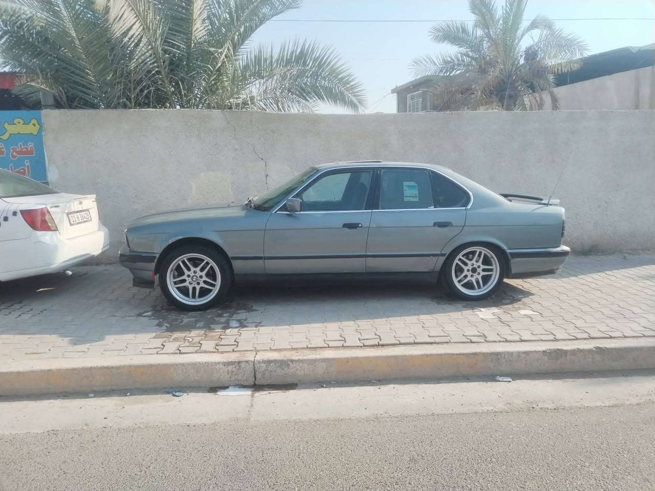 سلام عليكم ٥٢٥ مسكر عدل كير عادي رقم بغداد سيارة جاهزة تبريد شغال للبيع او مراوس سعر ٤٠ مكاني بغداد هاذة رقمي بي واتساب ***********
