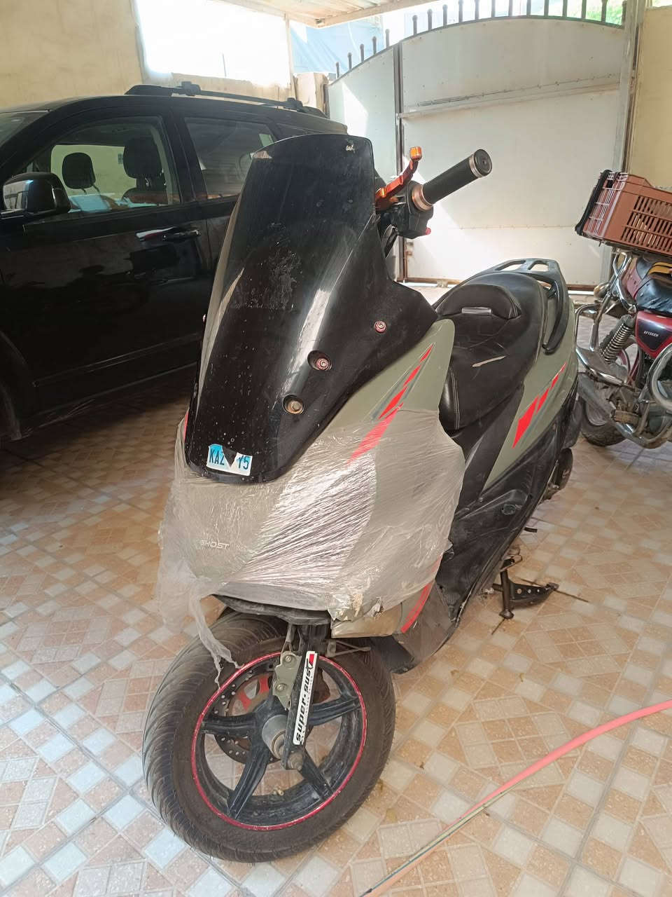 للبيع: دراجة Ghost سبورت مميزة 🔥
• حجم المحرك: 150cc 
• الشكل والتصميم: لون زيتوني مميز مع مخطط أحمر، جاملغ وستيرن سبورت، وجام أمامية سوداء
• الحالة العامة: جاهزة للعمل والاستخدام مباشرة، مشي ناعم ومظهر مظبوط
• السعر: 500ألف وبيه مجال
• المكان: كربلاء المقدسة
​للتواصل والاستفسار: ***********
