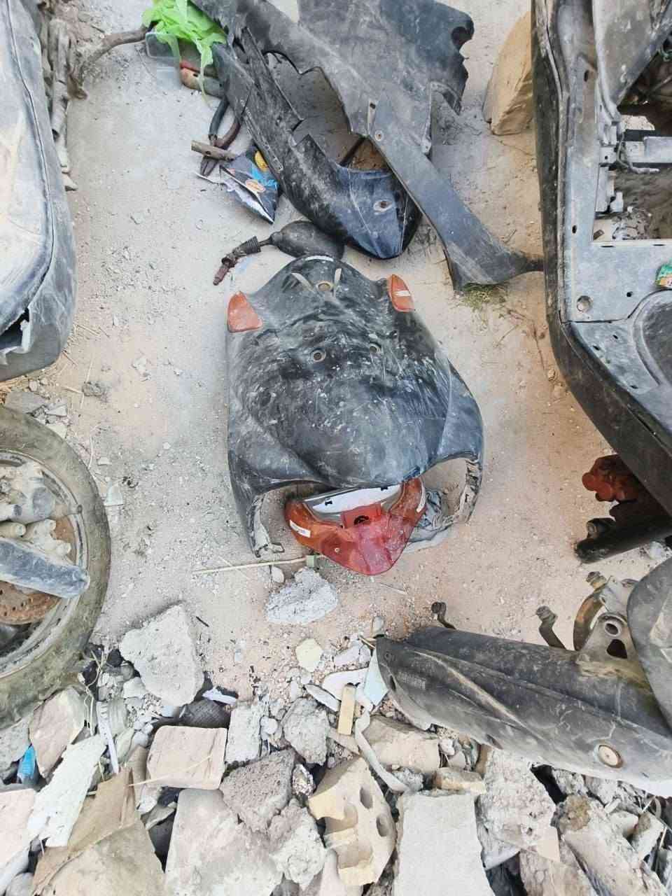 سلام عليكم دراجات ثنين ادرس نوزل وماكس 140كوم حديد ابيع الك رايدهن ب٢٢٥مكاني الشعب حي الجزائر راسلني هنا او واتساب ***********
