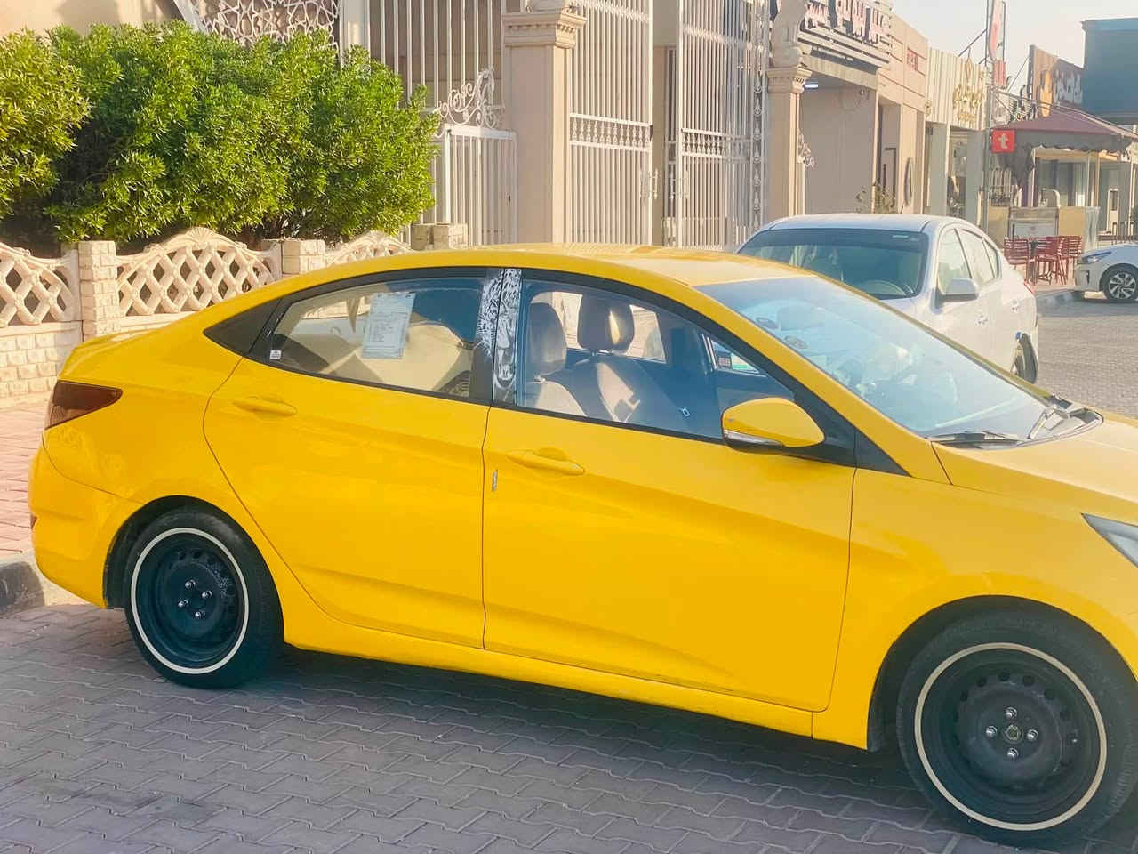 سلام عليكم اكسنت موديل ١٣ للبيع محرك ١٦٠٠ خليجي بيها ضرر قطعتين السياره جاهزه محرك وكير جاهزات تخم تاير جديد درايمات جدد بوربرين جديد غرفتها حلوه السياره بيها منظومة غاز انسى الصرف رقم نجف انكليزي بسمي مداور ثاني يوم سياره احلى من الصور مكاني نجف شارع المطار السعر ٧٩ وبيها مجال  رقمي ***********
