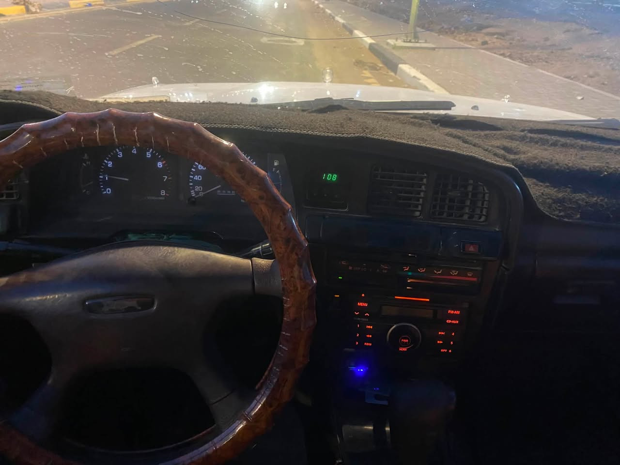 ‏سلام عليكم سيارة كرسيدا للبيع سيارة مقفولة من القصة والنقل الجثة والضرب محرك وق كفالة محرك منجي لا تنقي ولا تبخير شرط كهربائيات شغالة من الدعامية الدعامية تبريز ثلج شغال السنوية للواحد وثلاثين عزة بعد ما منتهية للاستفسار والاتصال على هذا الرقم السعر 34 وبيها مجال ***********￼
