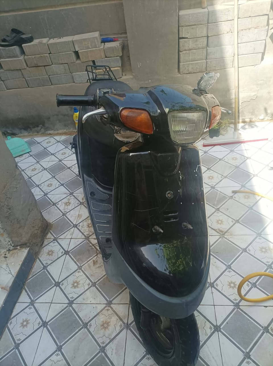 دراجة بطة دبل سكليتر  مجفته مره وحده ناعمة وسريعه ترايك وين ما يعجبك .. تايرات زوج جدد  وكابريتر جديد  وشوته جديدة تشتغل هندر واحد ما اتعبك.. ستان وسط وجانبي ..سعرها ١٦٠ وبيها مجال بسيط ... مكاني الديوانيه حي الفرات   ***********
