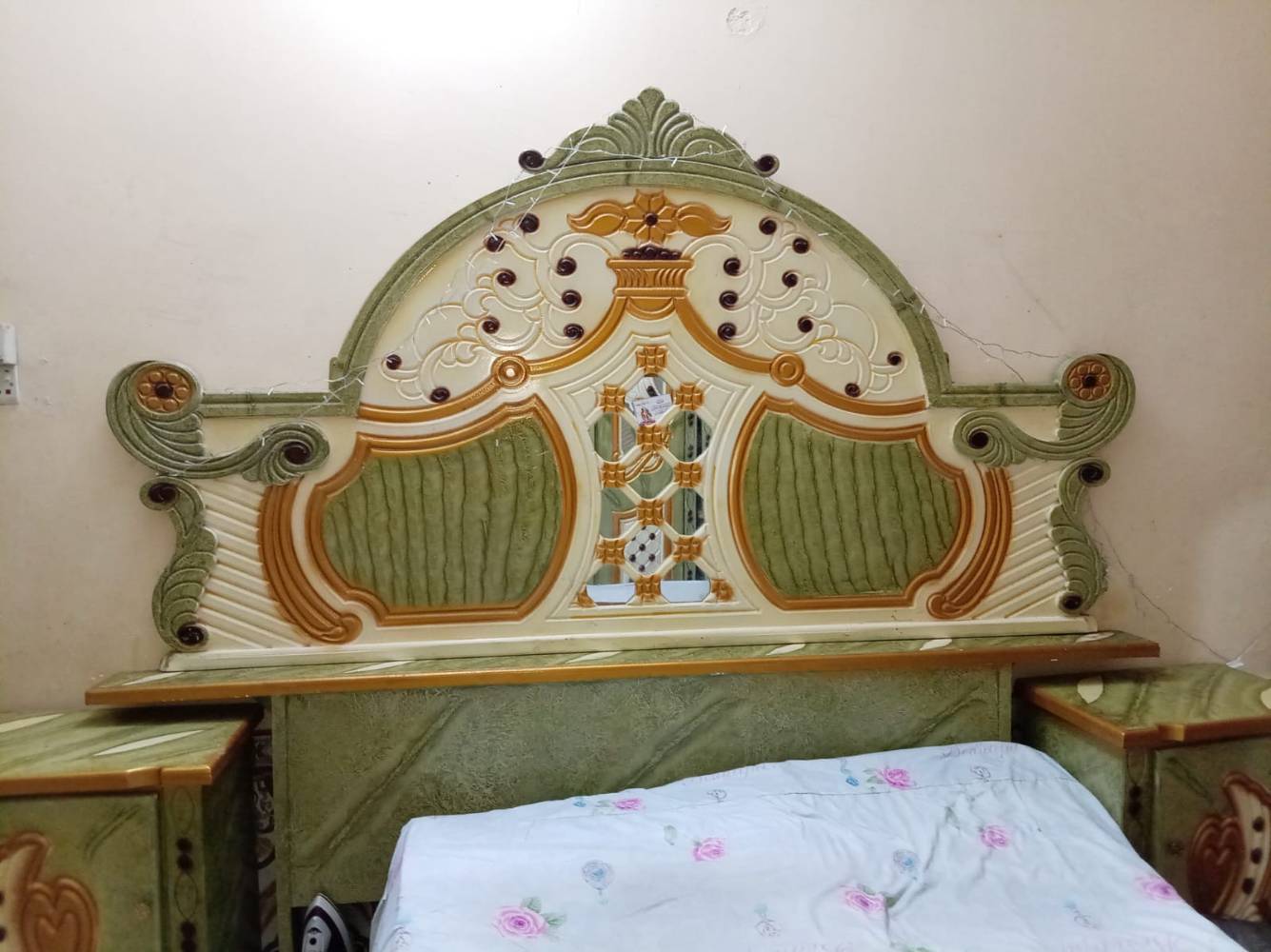 الناصرية • غرفة اخشاب • أثاث غرفة