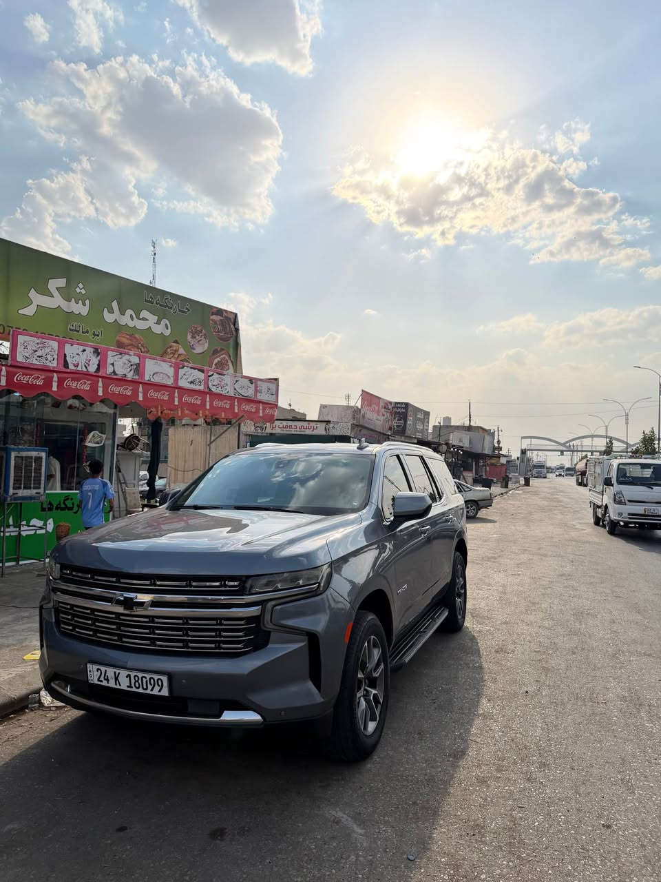 تاهوو2021 امريكي فول بس بدون بانوراما
بيها جاملخ امامي صبخ بدون دواخل ارباك سستم 
رقم سنوي جديد بسمي 
تحويل وكاله بشرط 
و بيها مكانين عل بارد 
سياره جديد گير محرك تبريد كله بشرط 
سعر 355$ و بيها مجال 
رقم تلفون ***********
*********** زاخو, دهوك
