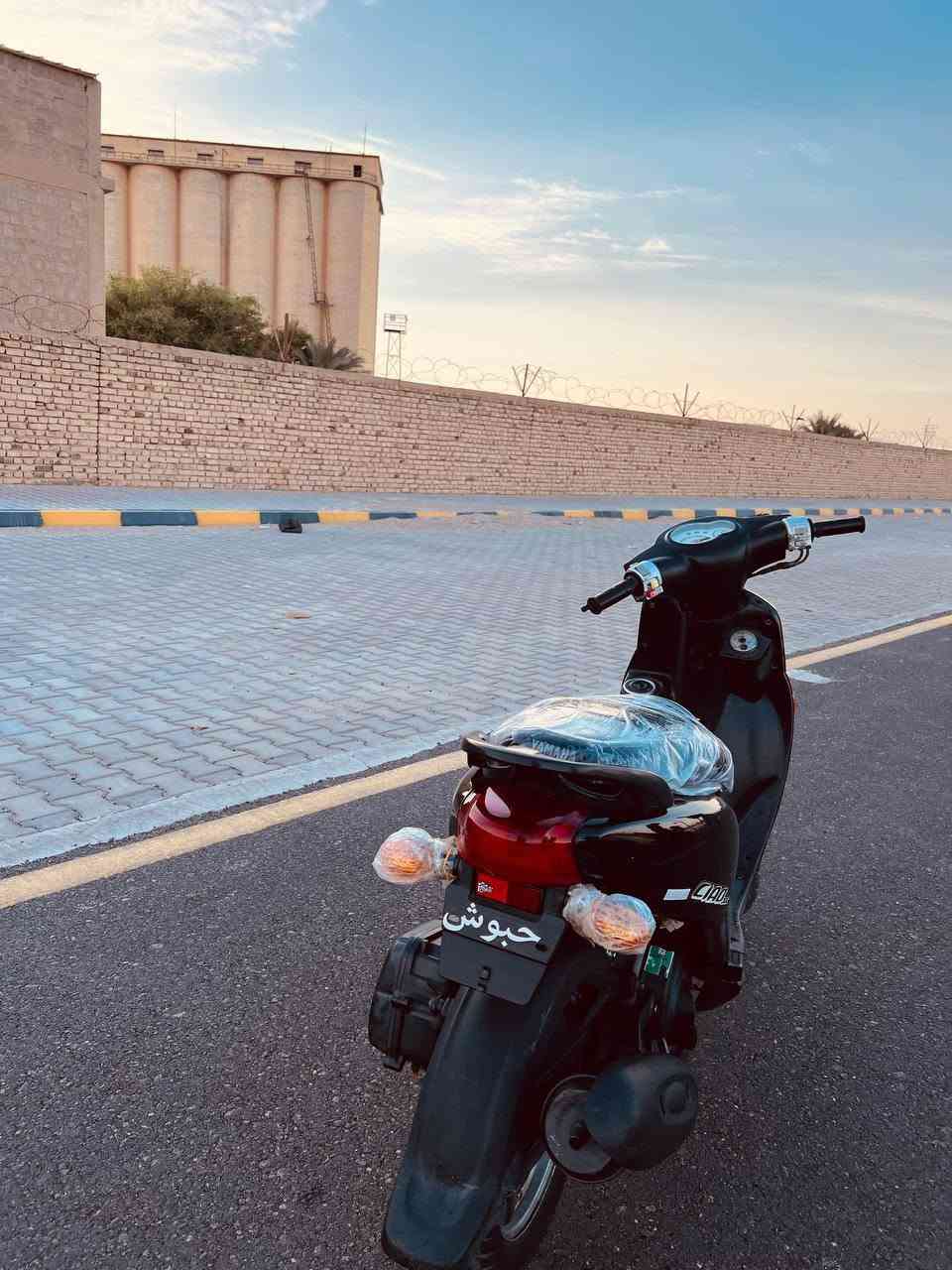 سلام عليكم دراجه فله للبيع كفاله عامه 
موديل 2012.كفرات ومكينه وشاصي ختم واحد ☝. دراجه رمبه تجي وتشوف بعينك.
 رقمي اتصل ودلل سعر خاص... ***********
***********.
