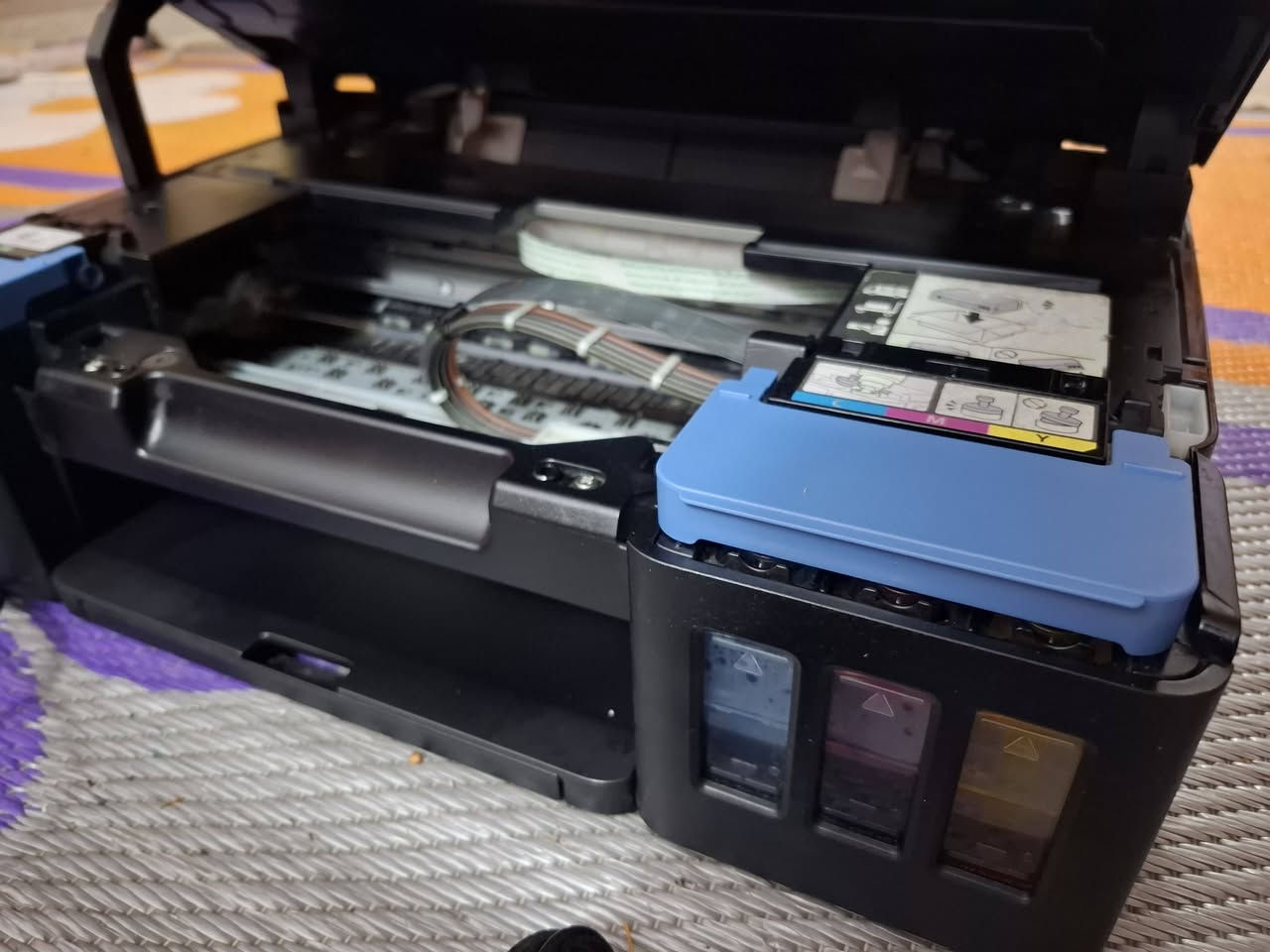 طابعة كانون 🖨 G3411. Wifi جديدة ما مفتوح بيه برغي اطيك بيه ضمان بعدهي بحبر شركة كيبل أغراضه كله موجودة بس تركته فتره يطلع تقطيع بالألوان  تطبع واي فأي Wifi.(طباعة، نسخ، مسح ضوئي) من الموبايل بطريقه التوصالة ستخدام قليل يوجد توصيل اتصال واتساب[***********]
