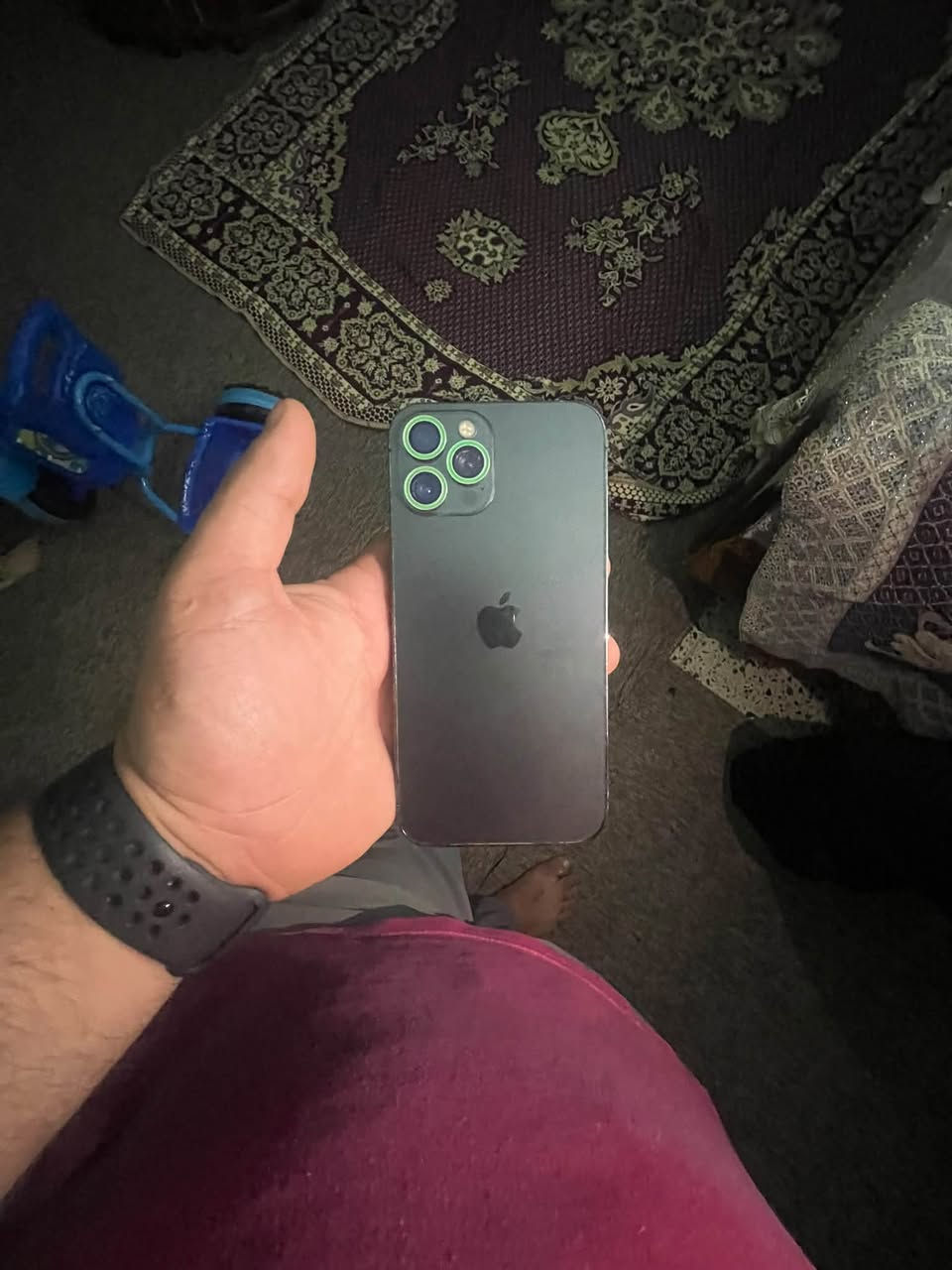 آيفون ١٢ برو ماكس • ١٢٨ • قفل