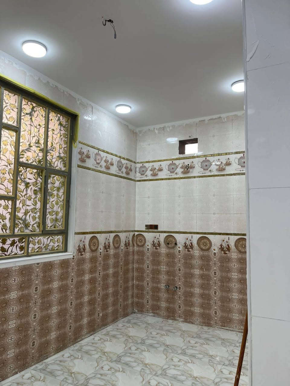 الموحية • بيت ركن • ١٠٠م