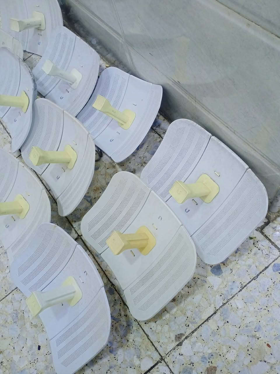 متوفر كميه لايت بيم شرط الشغل والضمان والنظافه عرض خاص 5 قطع وفوك توصيل مجاني سارع للحجز متوفر توصيل لكل المحافظات *********** بغداد, العراق
