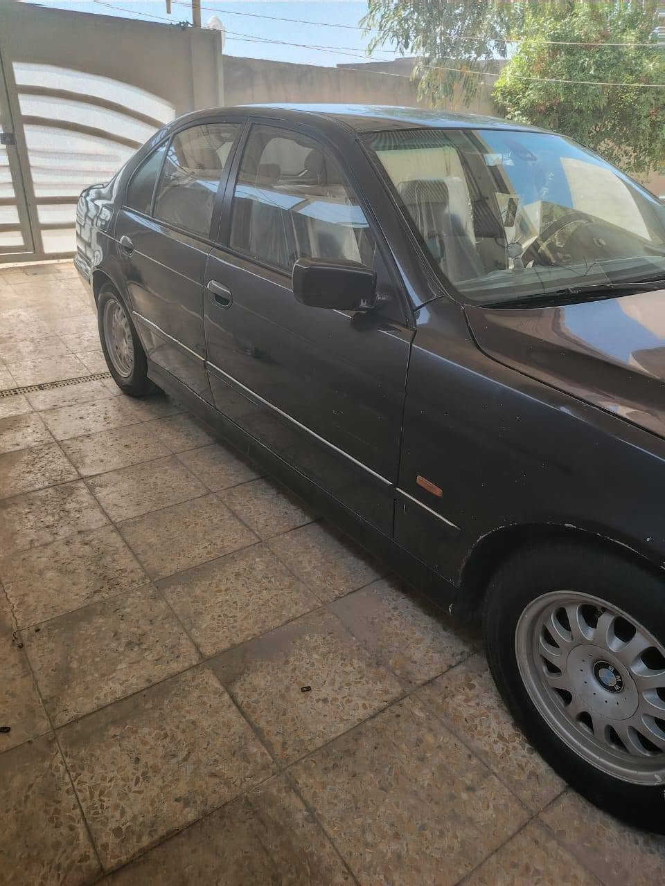 موديل 98 صقر 
للاتصال ***********
سياره جاهزه 
باسمي
هزه جديده
فحص جديد 
بيه بارد في الجاملغ الايمن
