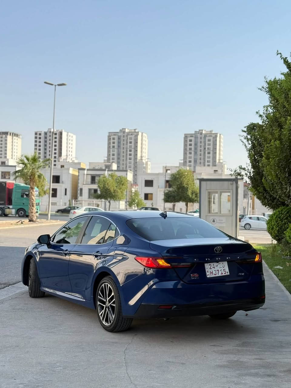 كامري XLE • ٢٠٢٦ • هايبرد ٢٥٠٠