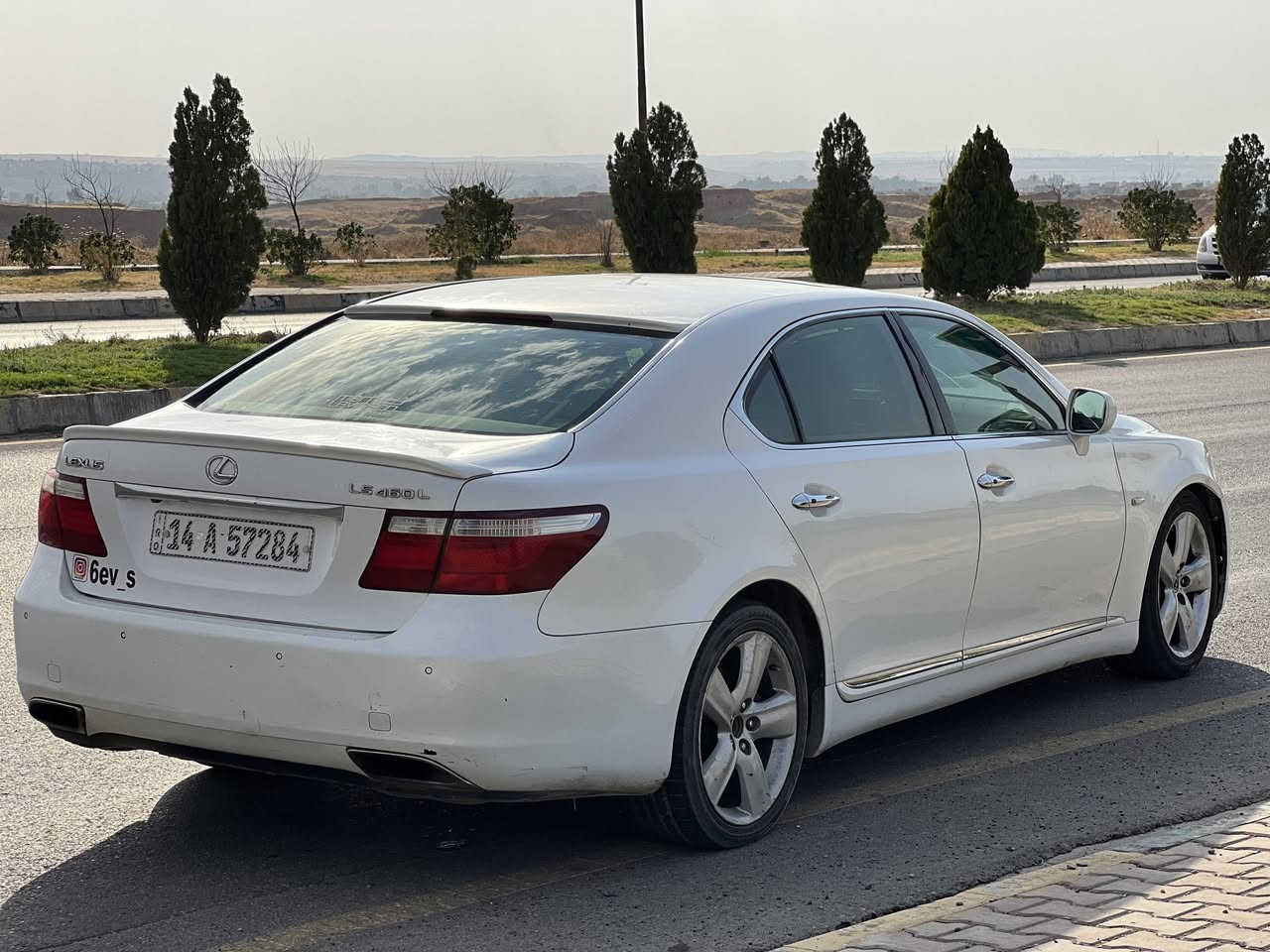 لكزس LS • بدون مراوس • 6ev_s
