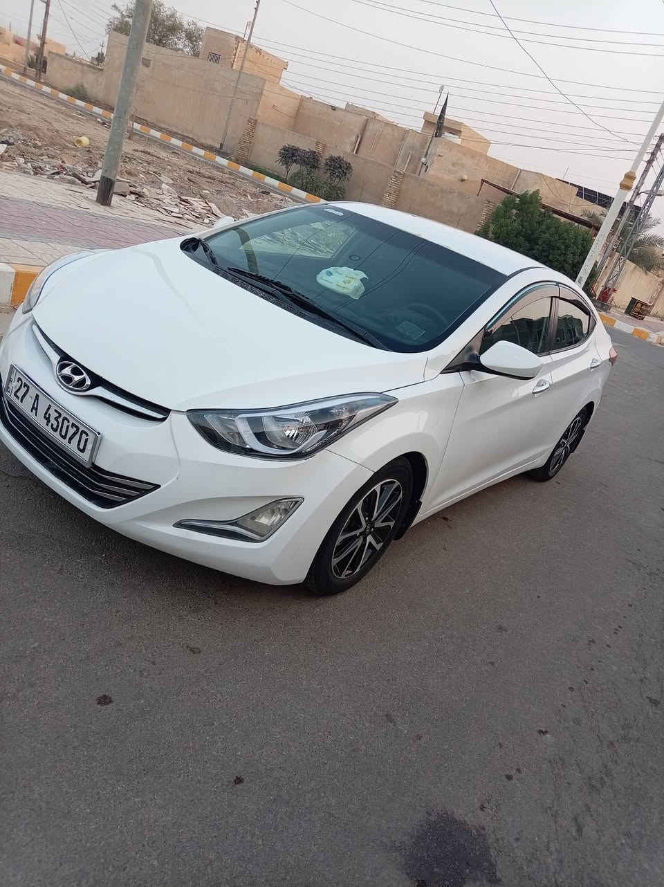 سلام عليكم سياره النتره مديل 15 سياره بسمي مكينه الفين حداديه مكينه وكير جدد وارد أمريكي بيهه جملغ وبنيد تبديل وال باقي كفاله تبريد شغال جهازه سياره تخم تاير جديد السعر مية وخمسه *********** ***********

