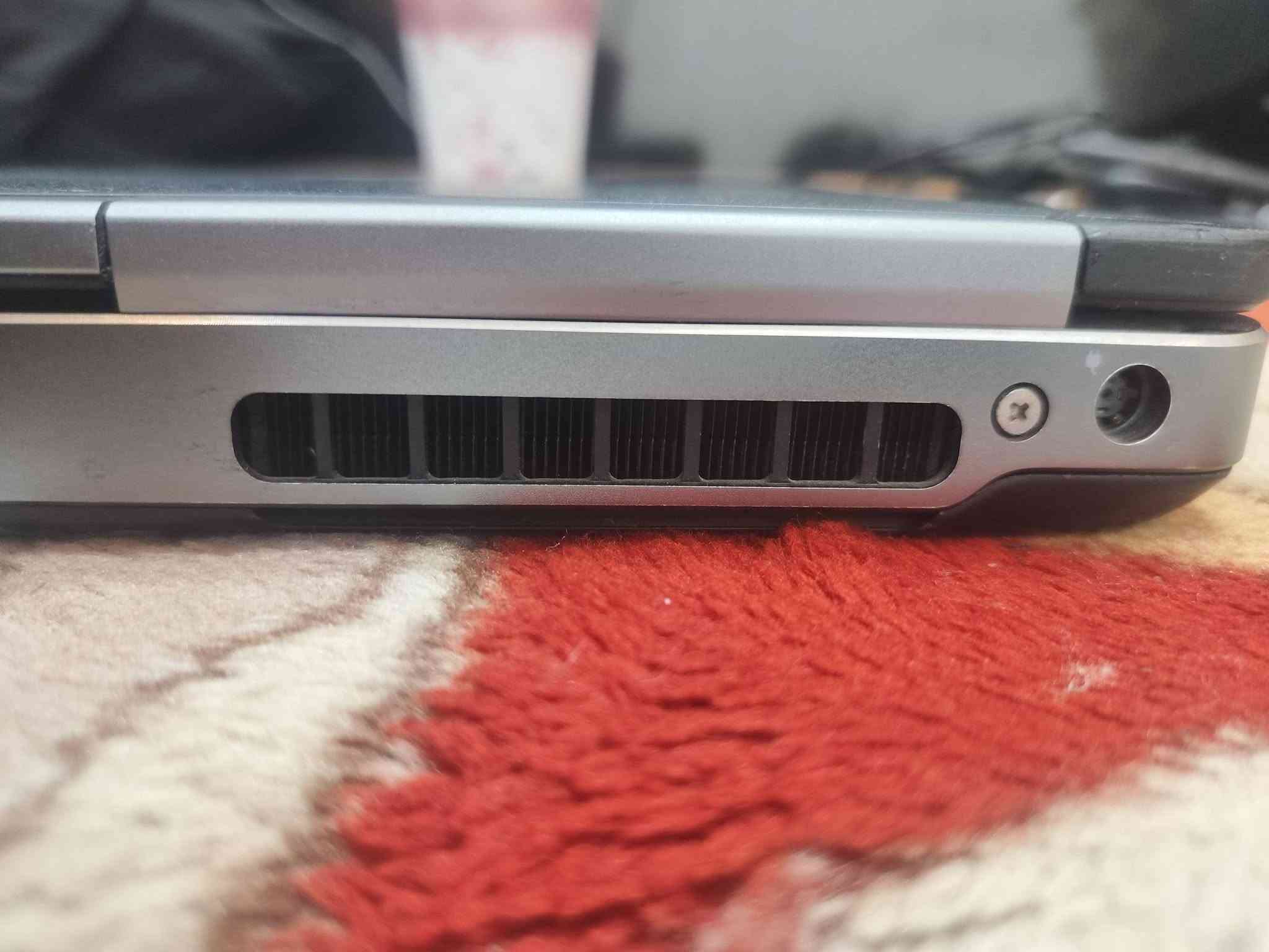 ديل Precision 7510 • 16GB رام • Quadro M2000M