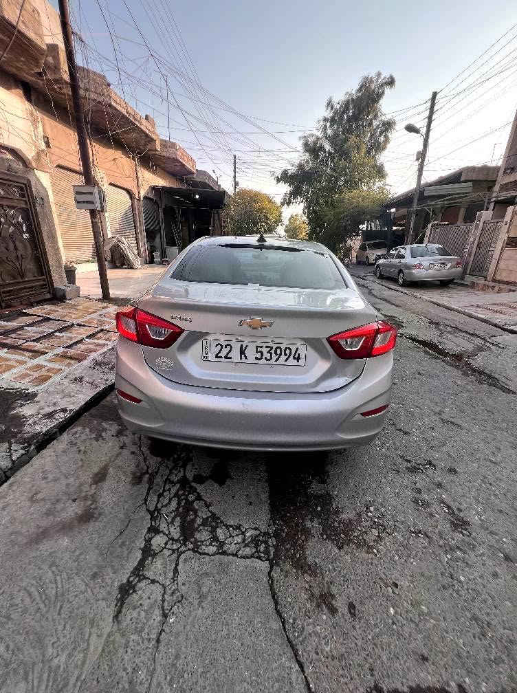 شوفرلیت كروز ٢٠١٨ بى ليدراو بشت وپيش كبس گير اوتوماتيك مكينه ١٨ سيارةكه زور پاكه پينج پارجةى صبوغه بى ليدراو گير مكينة وتبريدى بةشرته
سنوى ٢٠٣٠ وهزةى ٢٠٢٦ مانگى ١٢ رةقمى تازةيه
سعرى ٧٤ $ وةرقه كةميك معامله
ژ م ***********
     ***********
   *********** أربيل, العراق
