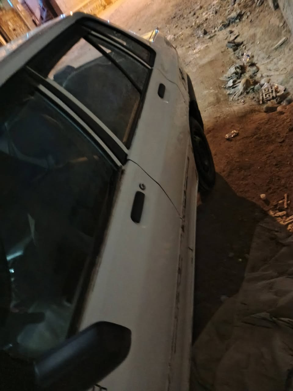 السلام عليكم مديل 9 رقم بغداد الدولي 23 وبيه مجال مكينه وكير نضاف مشط تخم تاير حداديه جديده التبريد عوزه بس الدكمه نكسرت بيه جاملغ مبدل ***********8 مراوس هم اراوس
