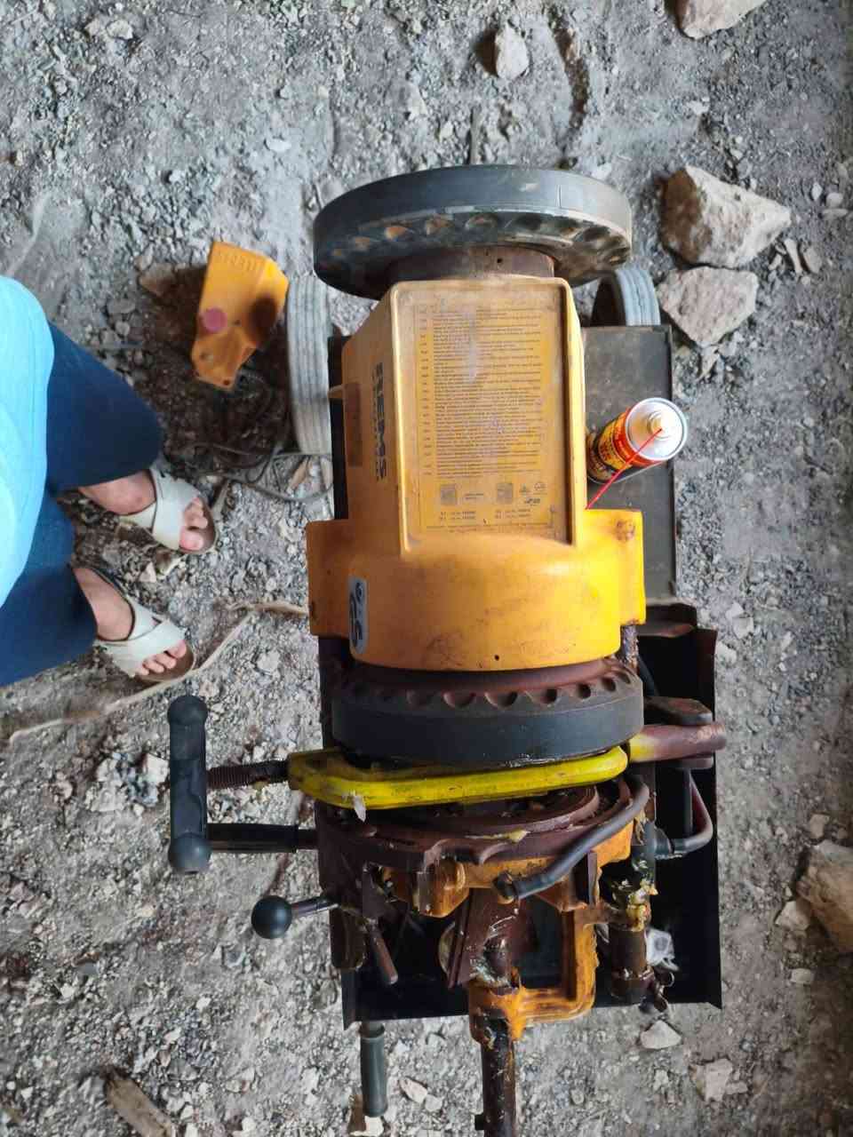 للبيع • مجهول النوع • تفاصيل قليلة