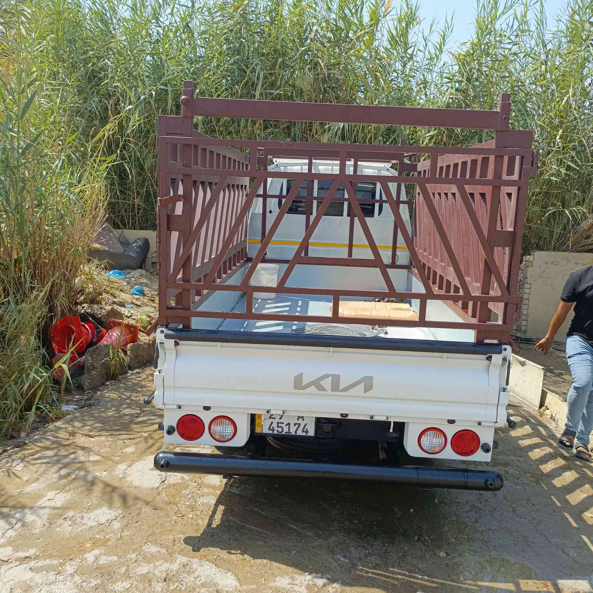 للبيع كيا فحل موديل 25مكفوله كفاله عامه ماشيه 40رقم واسط سياره جاهزه محجر تانكي 120مكاني بابل للاتصال***********
