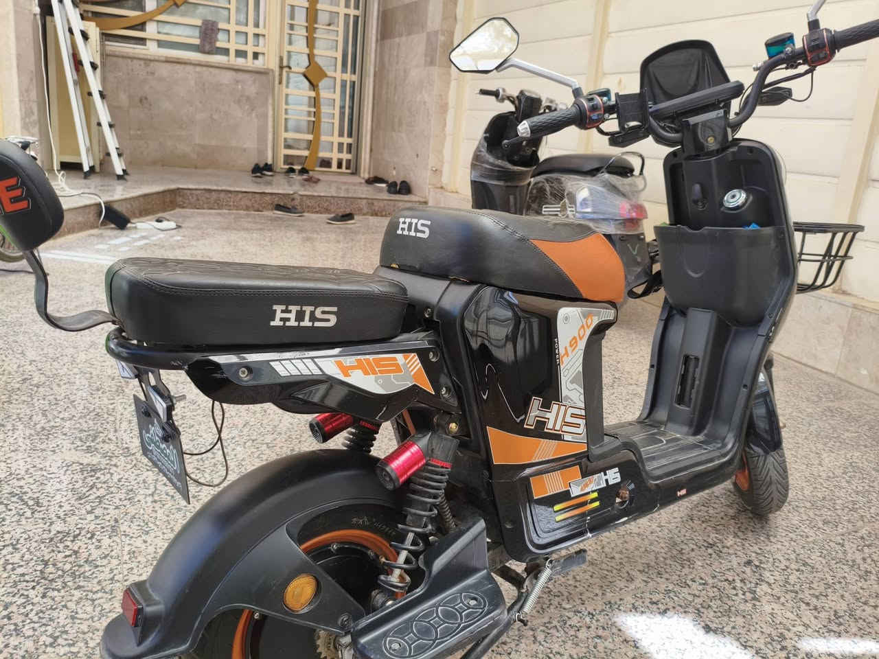 دراجه شحن نوع HIX فئت H900 جديد بطاريات جديد شرط الفحص السعر 500 وبيهة مجال قليل اليحب يراسل على الواتساب على الرقم ***********

