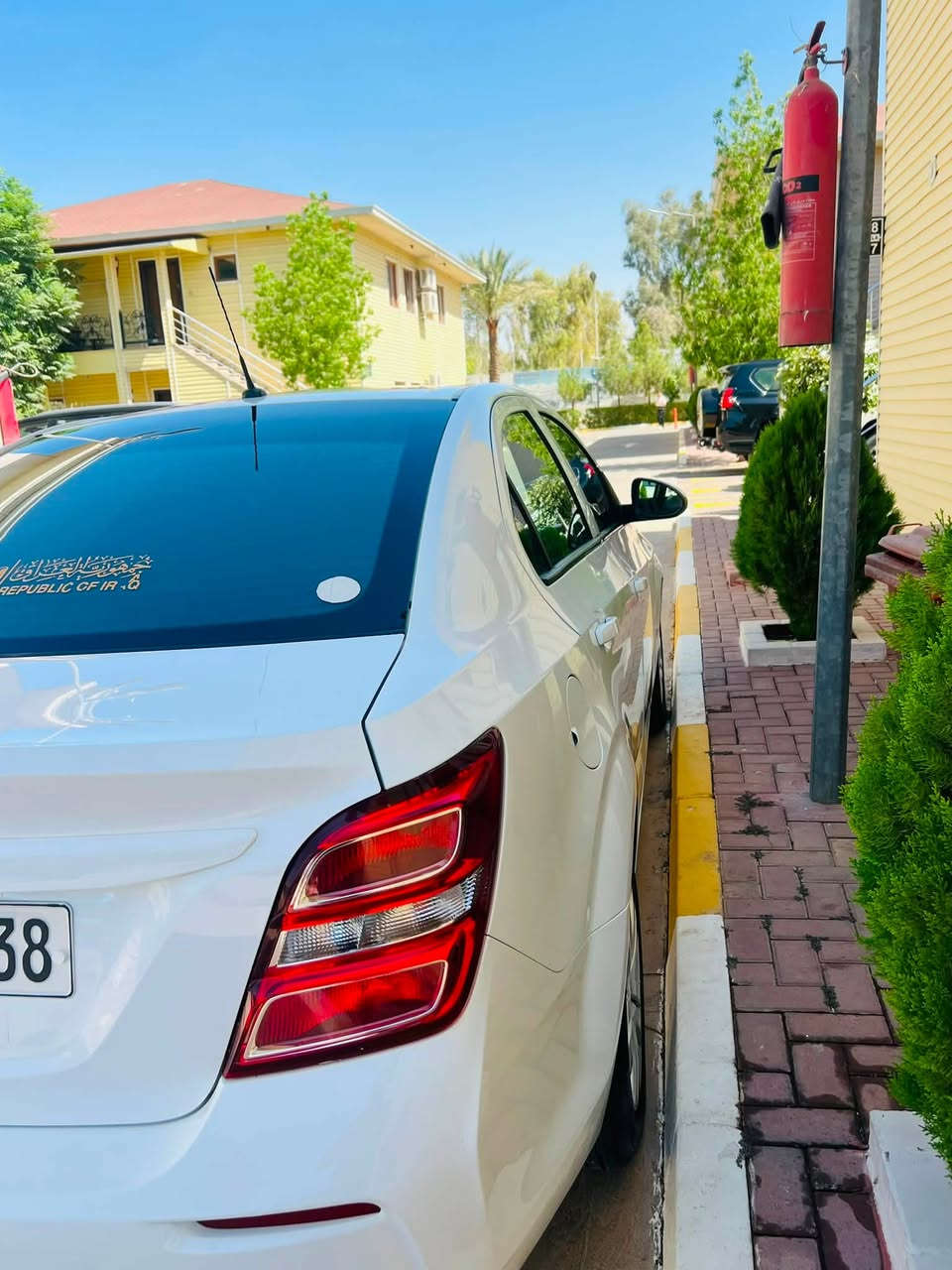 افيو 2019 خليجي محرك كبير1600cc للبيع
بيها قطعه جاملغ ايمن صبغ اثر شخوط الباقي كله مكفول 
رقم اربيل سياره جدا نضيفه ونشطه وتبريد شرط ثلج 
الاستفسار *********** الاتصال السعر 87ورقه
