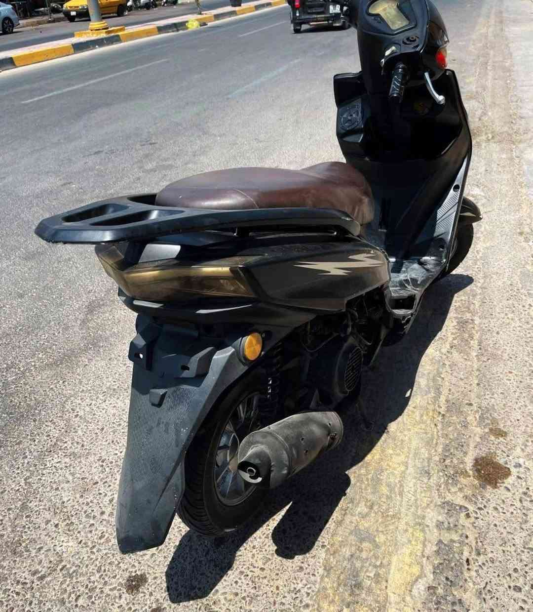 دراجة البيع سعره مناسي دراجة ناعمه محرك  دراجة هندر واذا تريد تسوي لايتات وسلف اله باتري سعره 250مكاني كربلاء شهدء سيف سعد مقابيل مدرسة بغداد ***********وتساب فقد وتدلل
