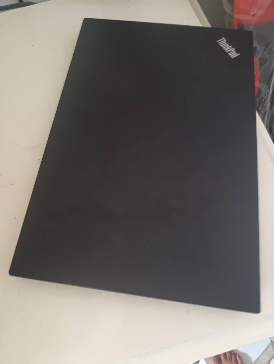 السلام عليكم 
حاسبه للبيع 
السعر 280الف وبيها مجال بسيط 
​💻 للبيع: لابتوب Lenovo ThinkPad (فئة الأعمال)
​الماركة والنوع: Lenovo ThinkPad (سلسلة 15.6 إنش الشاشة الكبيرة)
​المعالج: Intel Core i5
​الذاكرة العشوائية (RAM):  ( 16GB)
​التخزين: 256GB SSD (سريع جداً بالتشغيل)
​الشاشة: 15.6 إنش مريحة للعين
​الكيبورد: عربي / إنكليزي + لوحة أرقام جانبية (NumPad)
​المواصفات الإضافية: كاميرا مدمجة، منافذ متعددة، منفذ قاعدة توصيل (Docking)
شاحنه تايبس 
​الحالة: نظيفة جداً وجاهزة للاستخدام المباشر (ممتازة جداً 
للدراسة، العمل المكتبي، والتصفح)

الاتصال عل رقم او وتساب
***********
مكاني كربلاء شارع طارق
